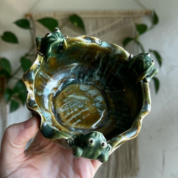 MCM Ceramic Frog Bowl – 3D Frog Pottery Dish, 5” Glazed Cottagecore Accent - Picture 1 of 10